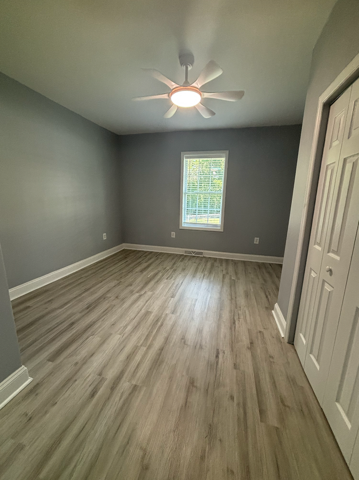 131 Dixon Cir - Photo 6 of 8