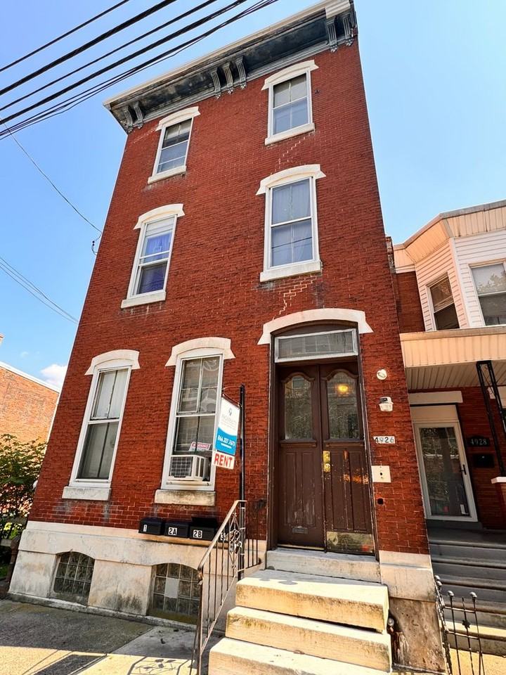 4924-26 Parrish St - Photo 7 of 12