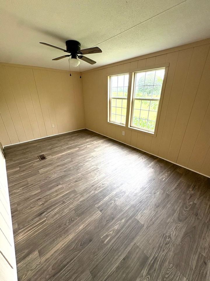 401 Millstown Rd - Photo 7 of 8