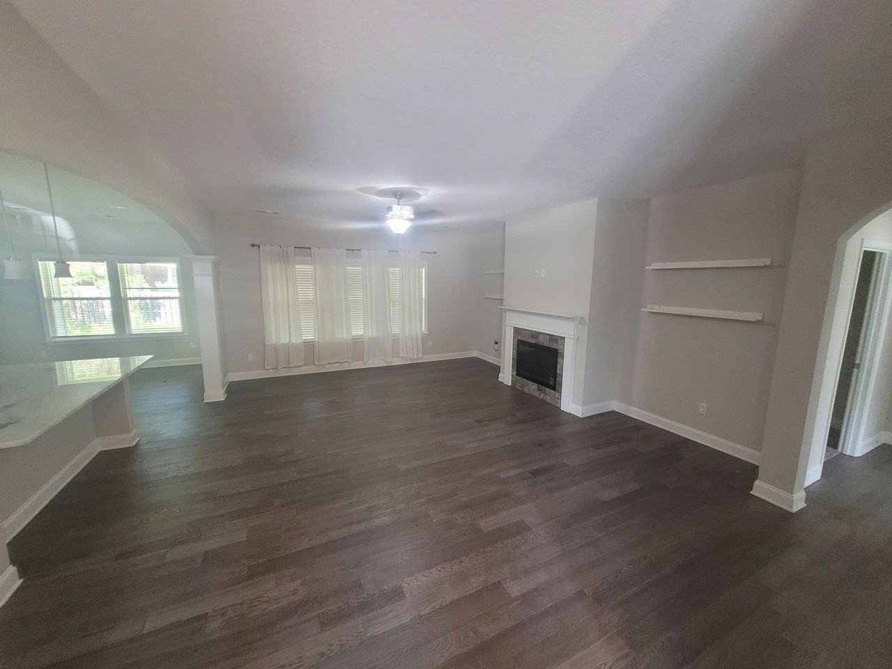 7565 Thrush Dr - Photo 4 of 21
