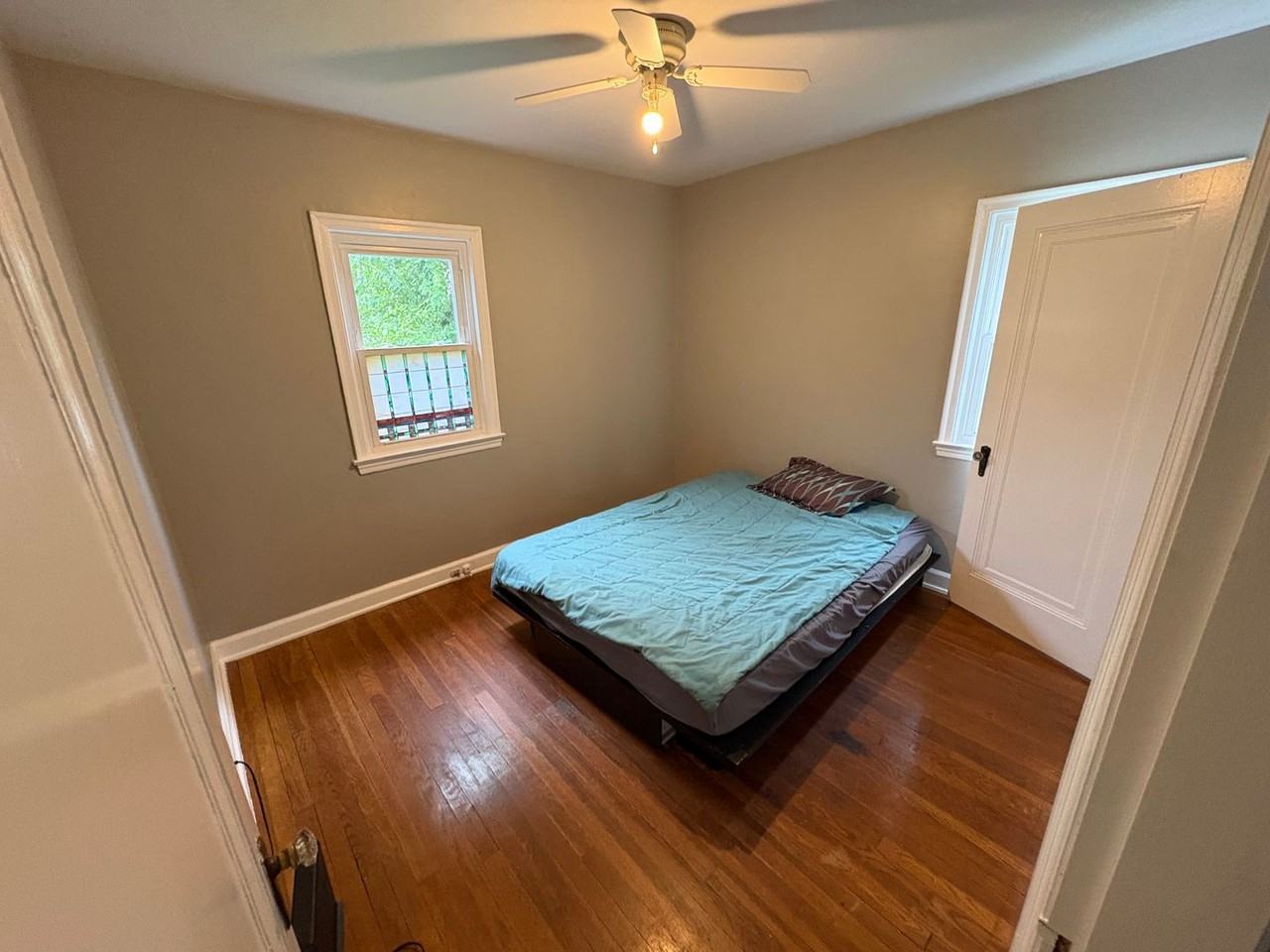 35 N Broadleigh Rd - Photo 3 of 13