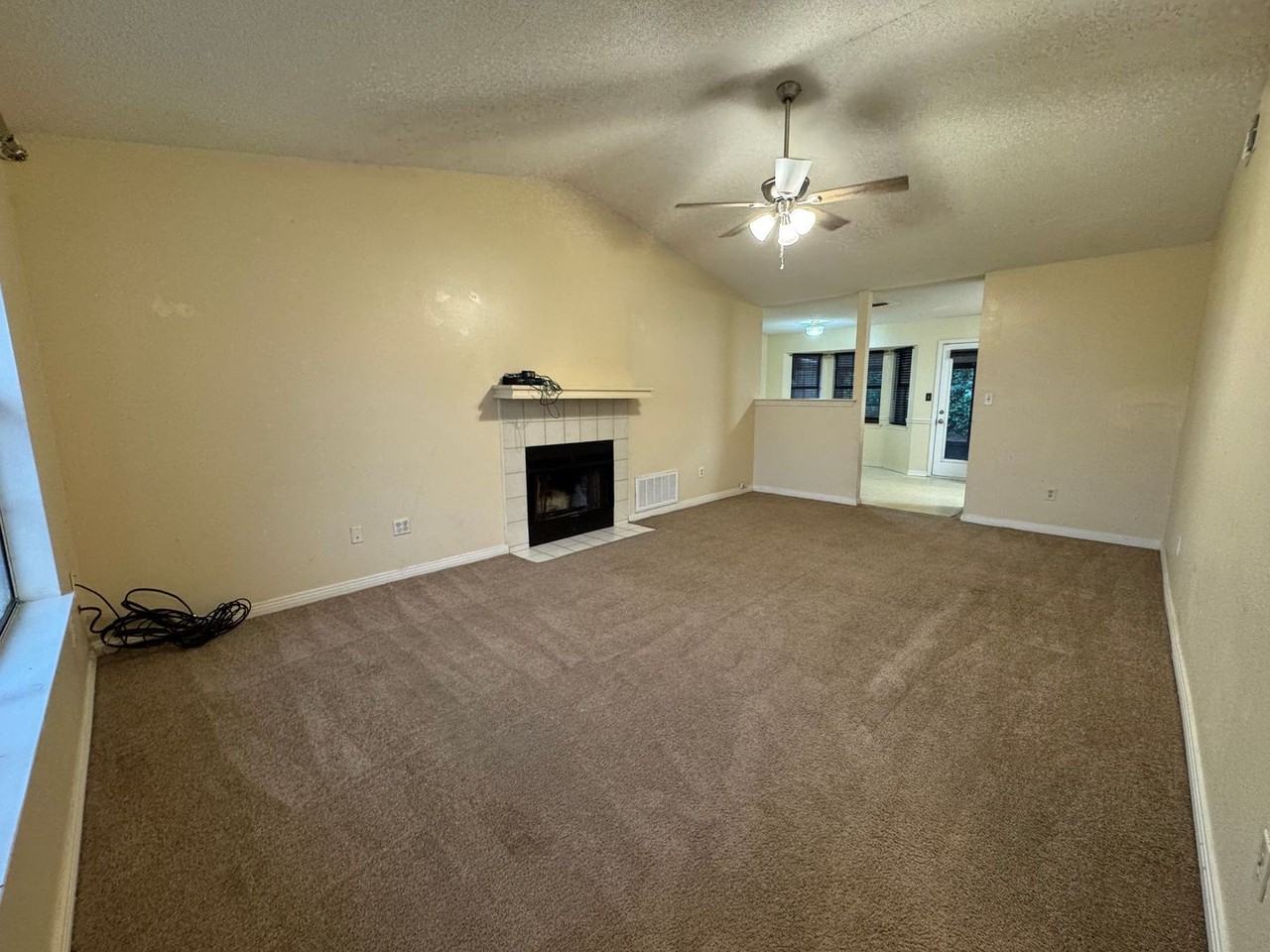 800 Christian Dr - Photo 2 of 21