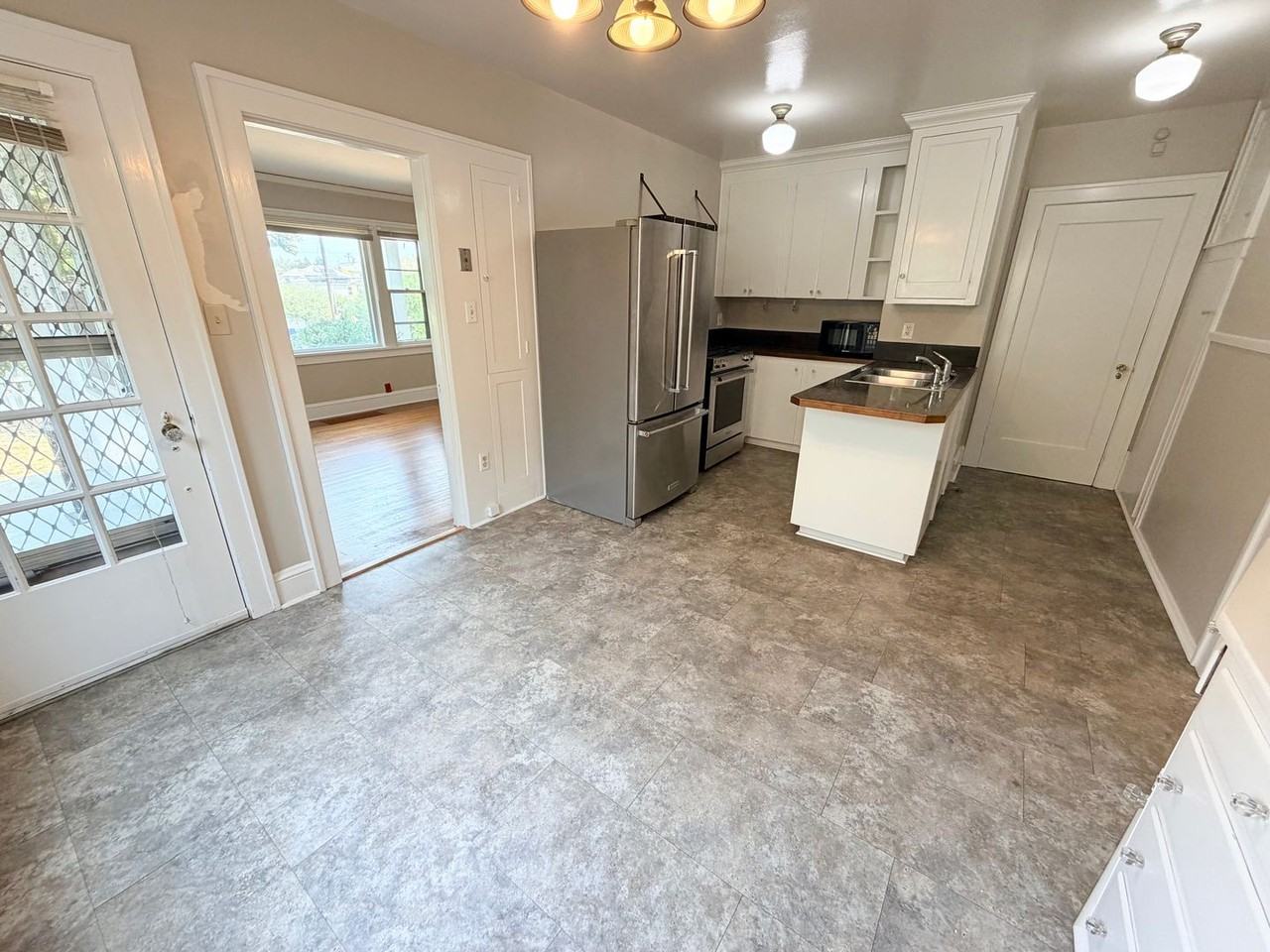 2346 Se Pine St - Photo 7 of 20
