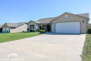 featured image of 416 Stone Grove Dr