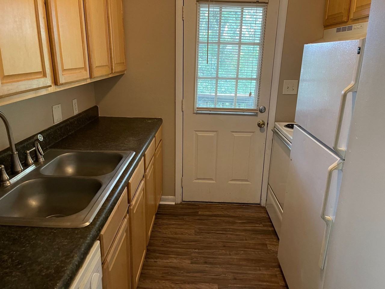 1903 Dawsey St - Photo 5 of 7