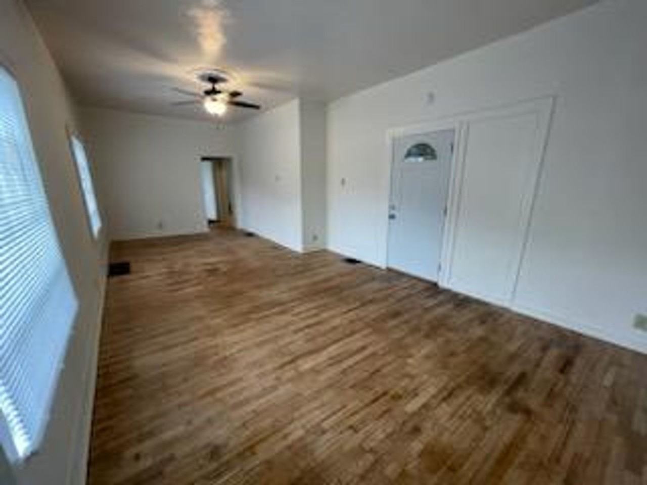 412 S 8th St - Photo 3 of 13