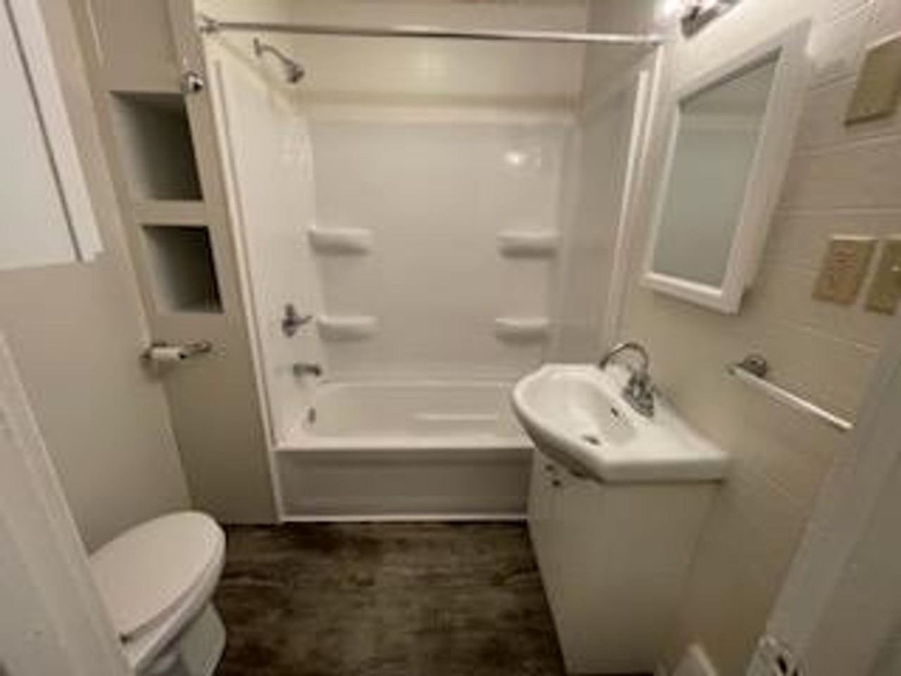 412 S 8th St - Photo 7 of 13