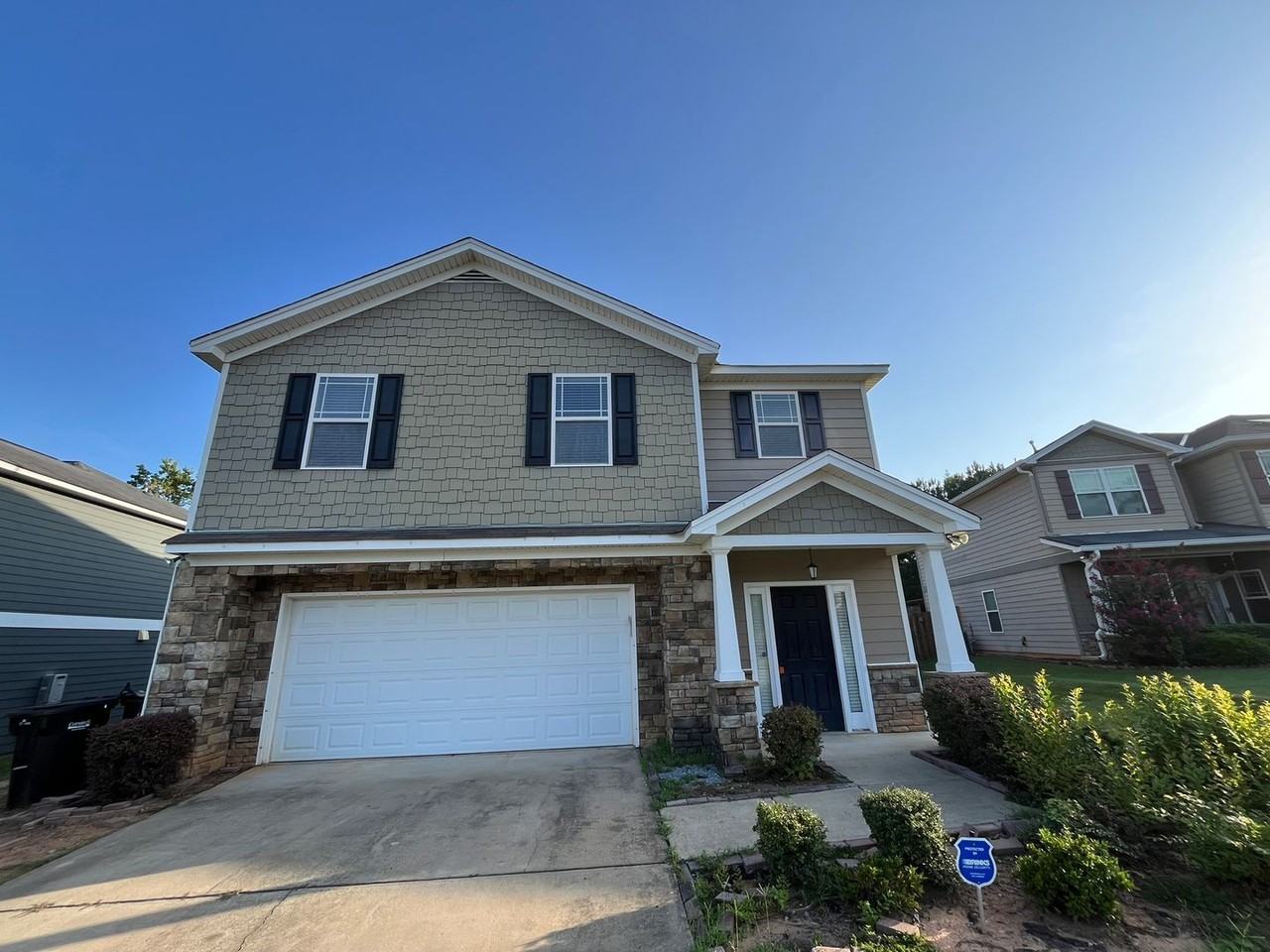 1247 Cottage Pointe Ct - Photo 2 of 34