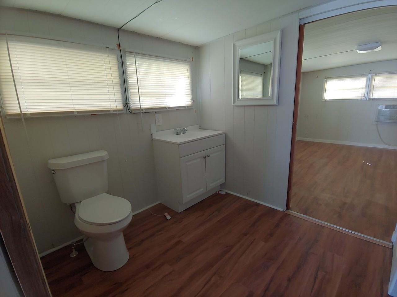 912 49th Ave W - Photo 6 of 16