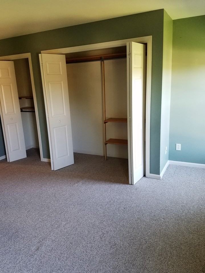 309 Chadham Ct - Photo 7 of 9