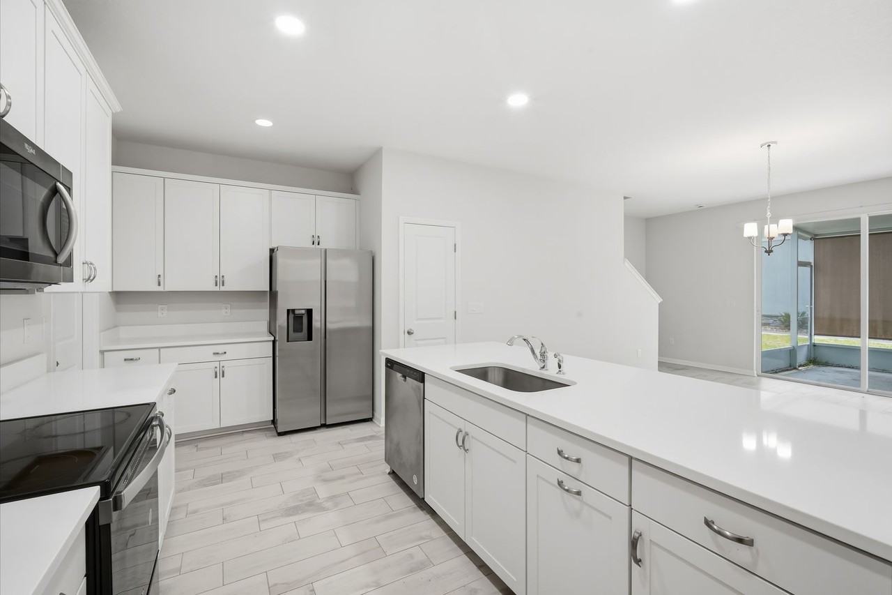 10907 Quickwater Ct - Photo 5 of 30