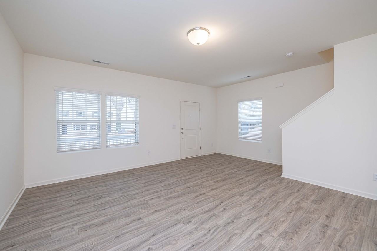 479 Kincaid Rd - Photo 6 of 25