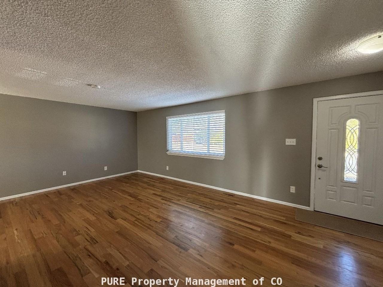 13710 W 74th Dr - Photo 3 of 32