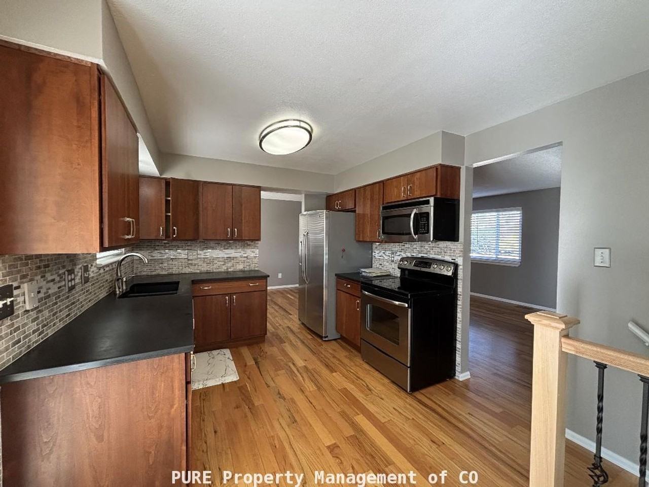 13710 W 74th Dr - Photo 6 of 32