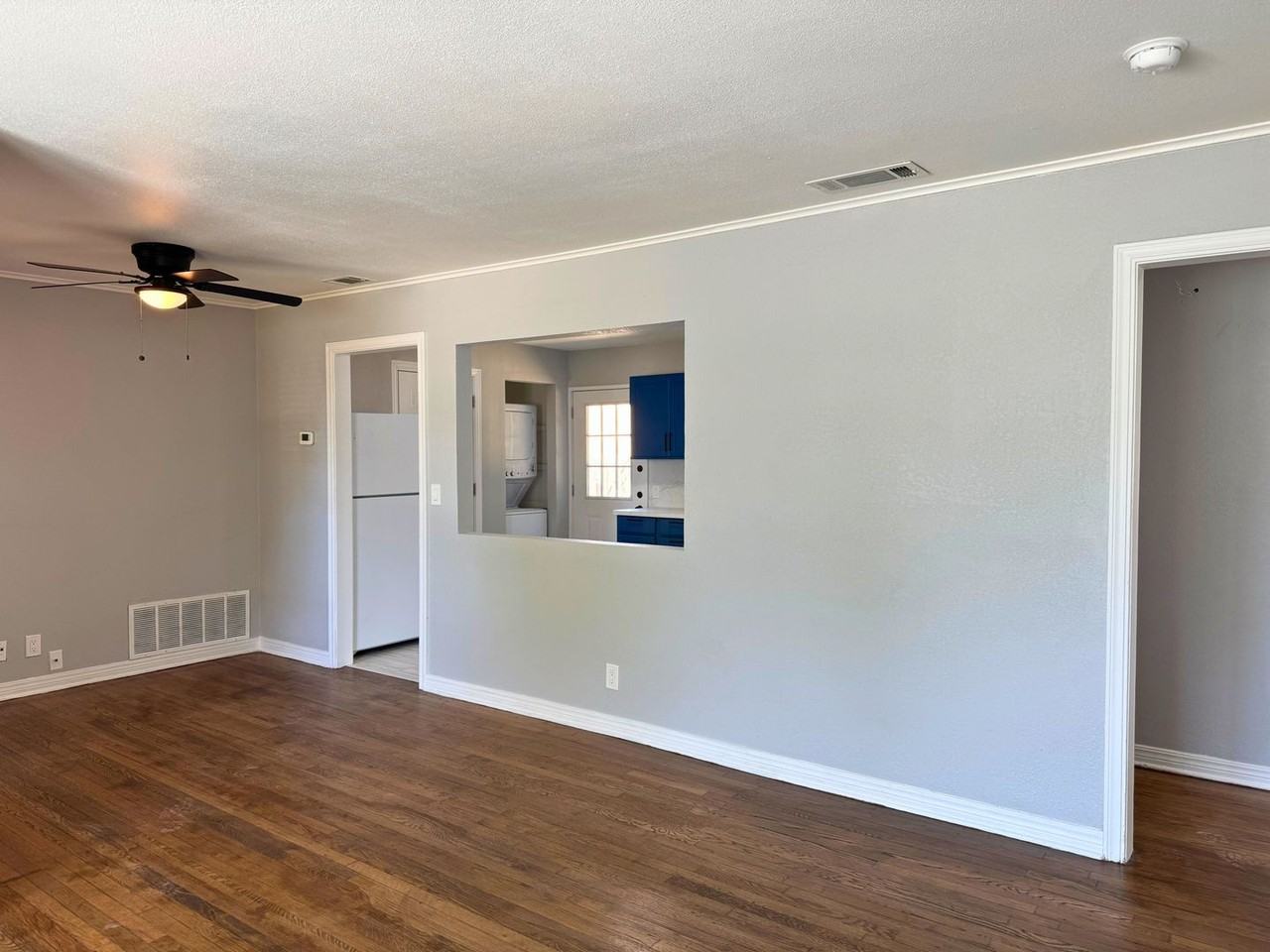 3032 Pool St - Photo 4 of 31
