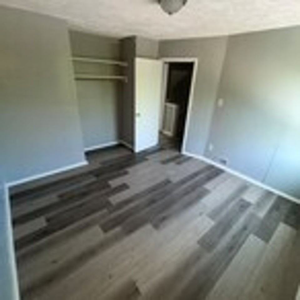 912 N Central Dr - Photo 4 of 5