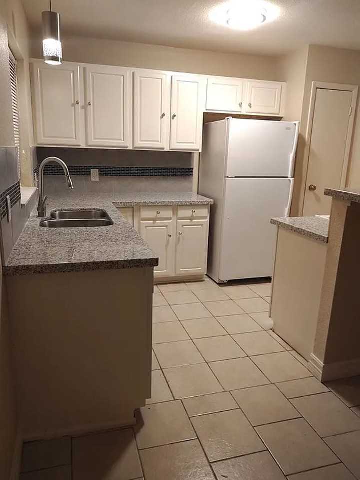 4131 Arthur Ln - Photo 4 of 8