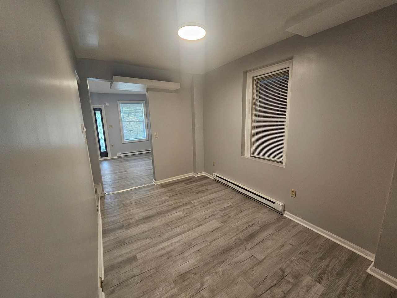 1854 Walnut St - Photo 6 of 24
