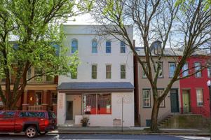 featured image of 28 E Vine St