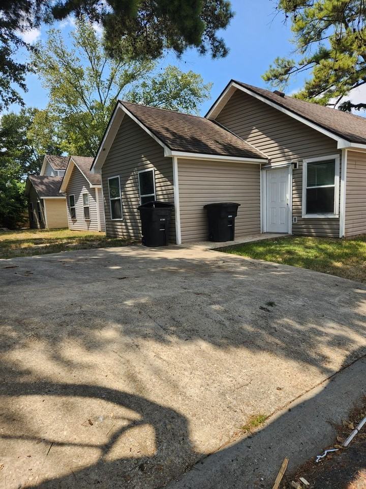 3576 North St - Photo 2 of 10