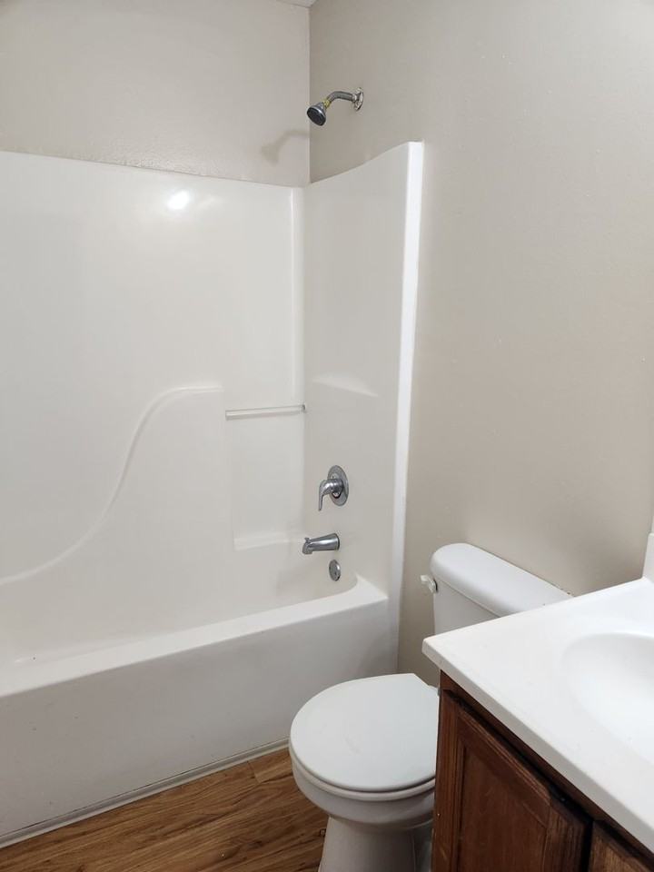 3576 North St - Photo 6 of 10