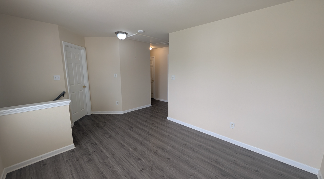 8601 Sawleaf Ct - Photo 5 of 7