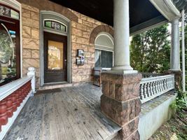 featured image of 100 Windsor St