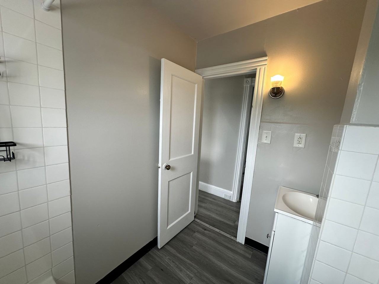100 Windsor St - Photo 3 of 27