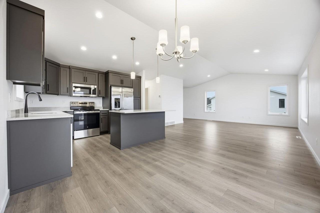 7007 Benji Ln - Photo 6 of 18