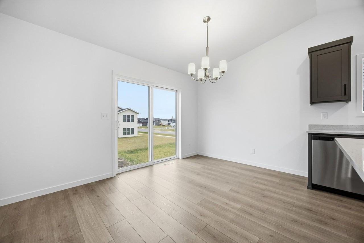7007 Benji Ln - Photo 7 of 18