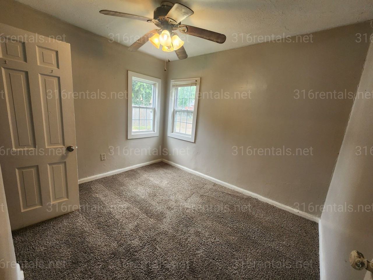 1815 N Woodland Ave - Photo 5 of 7