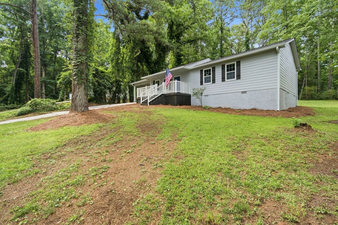 2925 Wilkes Plantation Way - Photo 3 of 28