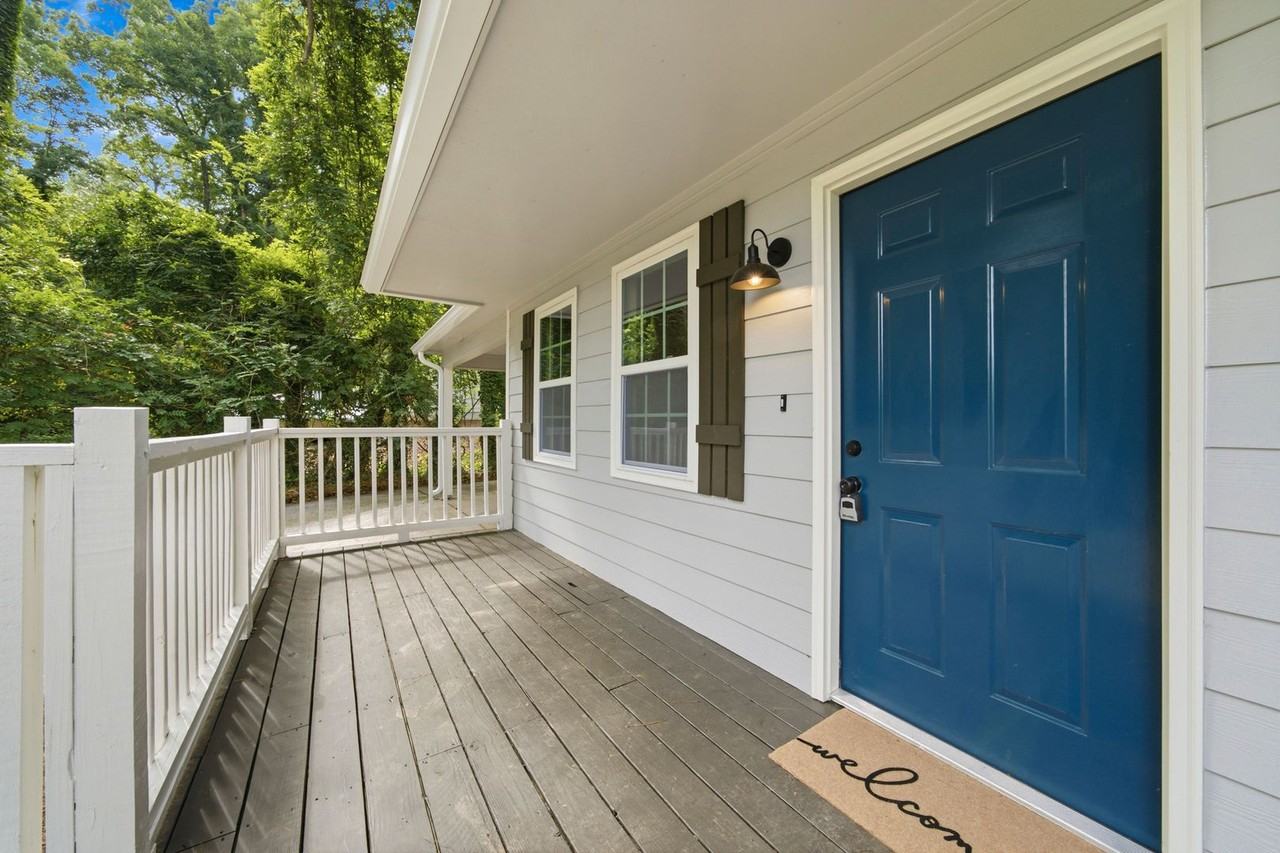 2925 Wilkes Plantation Way - Photo 4 of 28