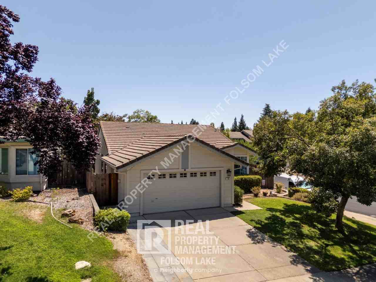 118 Whiting Way - Photo 2 of 4