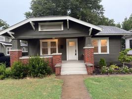 featured image of 1525 S Dewey Ave