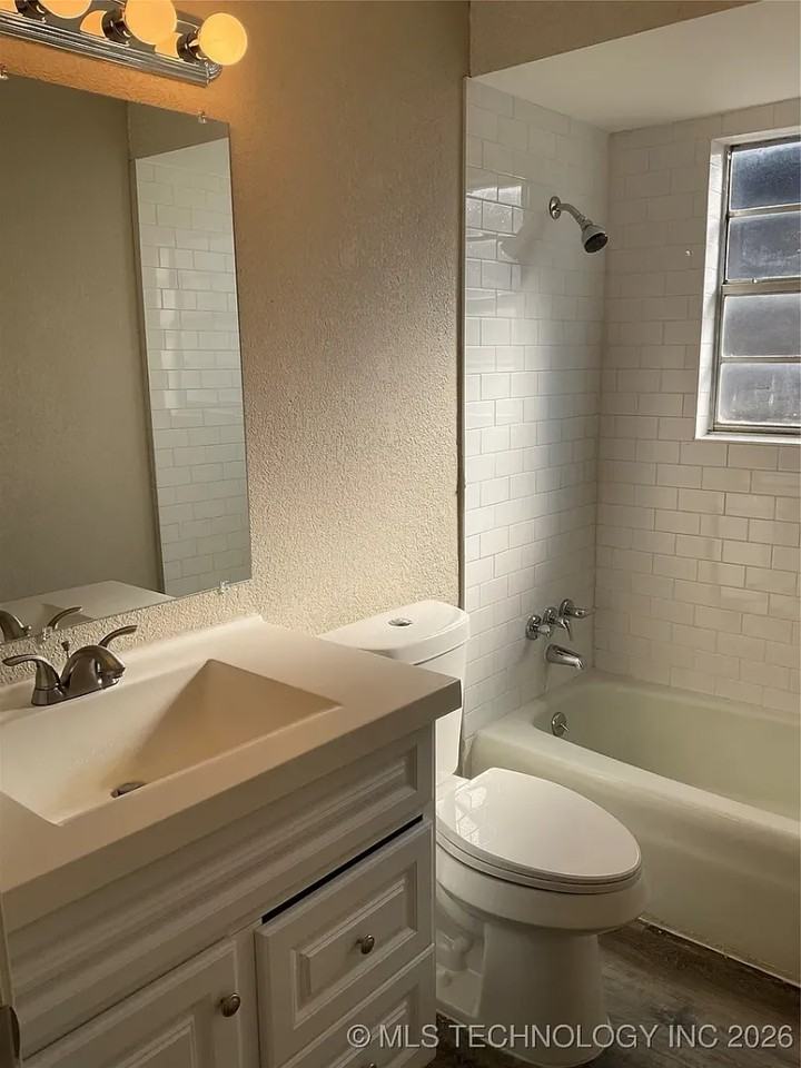 2725 S 132nd East Ave - Photo 6 of 15