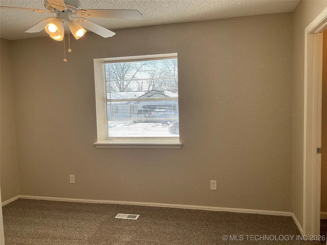 2725 S 132nd East Ave - Photo 7 of 15