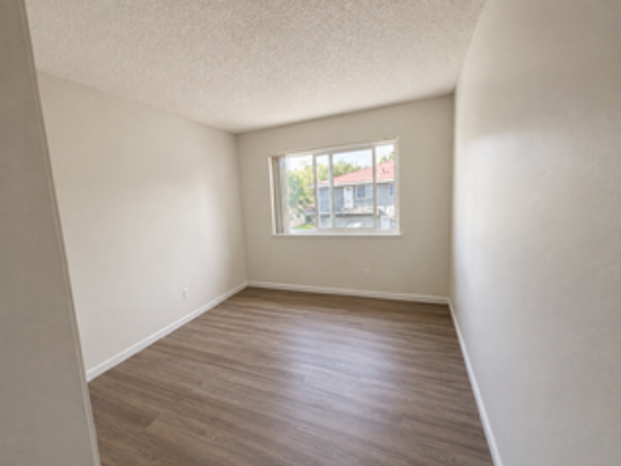 2117 Palisade Ave #4 - Photo 4 of 8