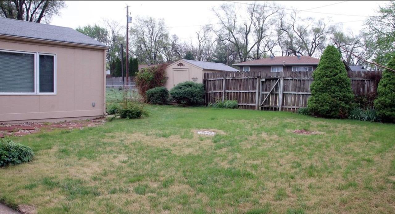 2711 Franklin St - Photo 4 of 14