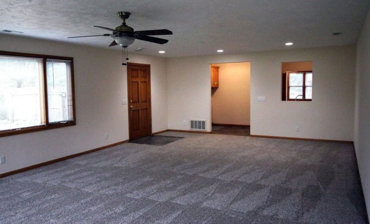 2711 Franklin St - Photo 6 of 14
