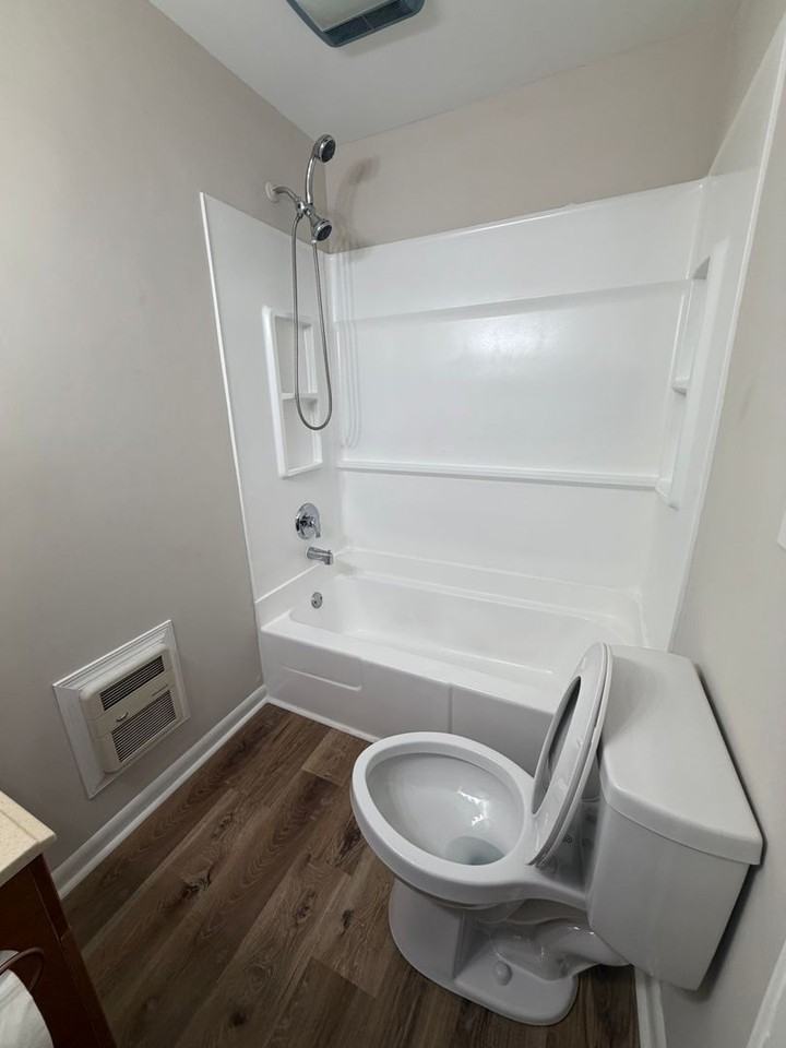 49 W Gay St - Photo 4 of 9