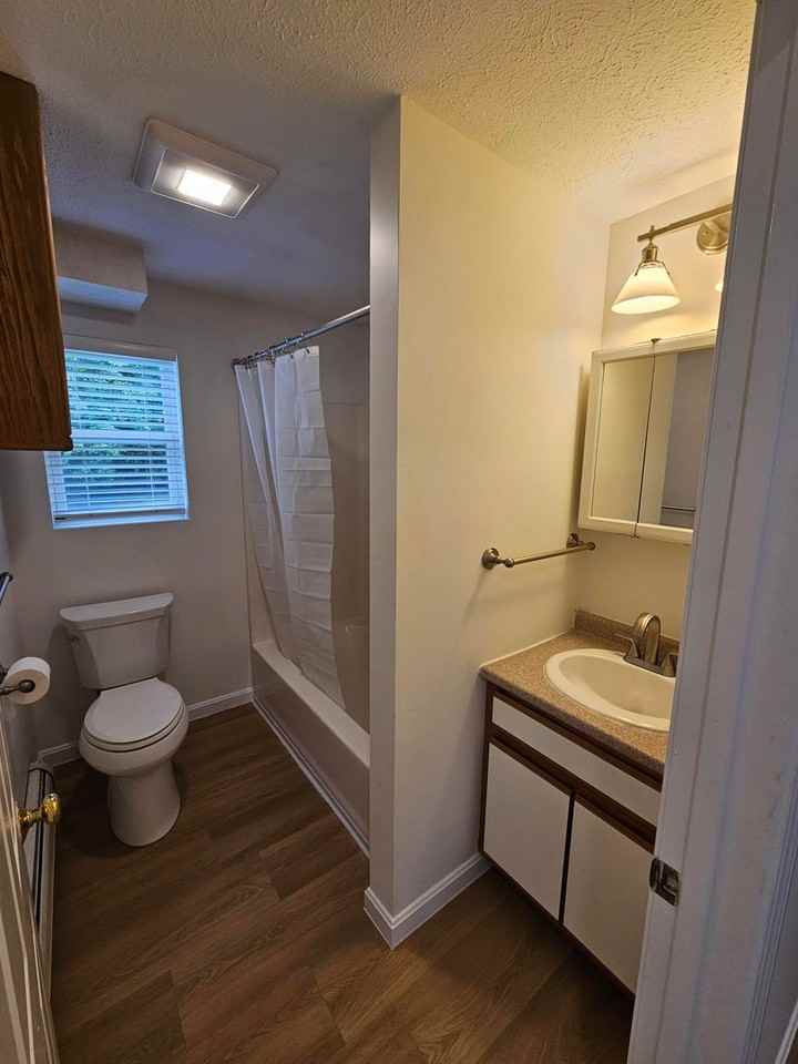 362 Concord St - Photo 7 of 15