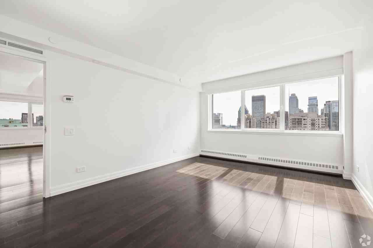 3450 Rue Drummond — photo 3