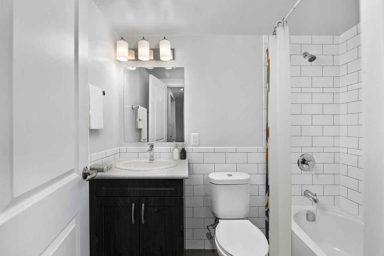 129 Wellington St. - Photo 6 of 7