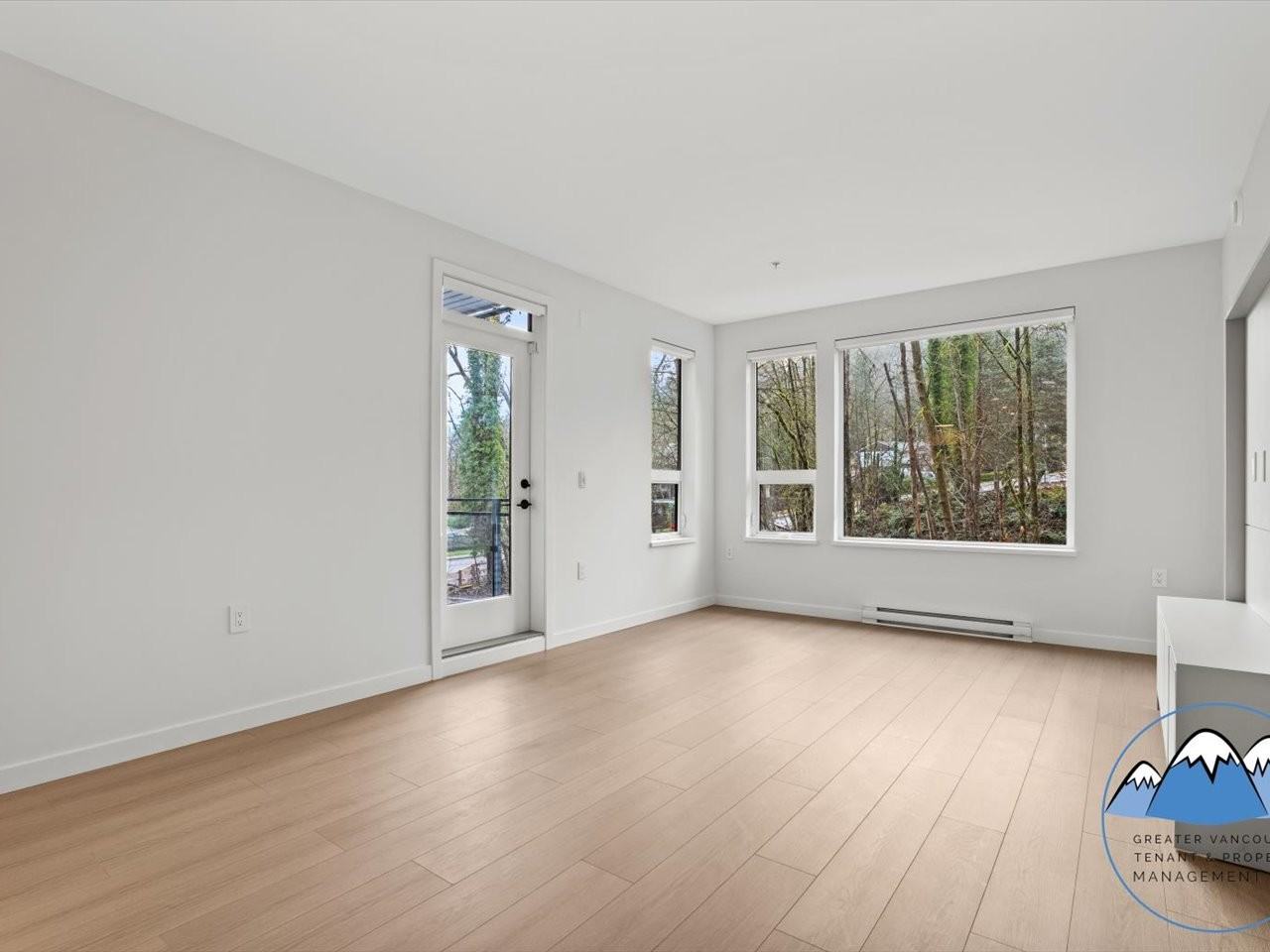 125 Albert St - Photo 7 of 50
