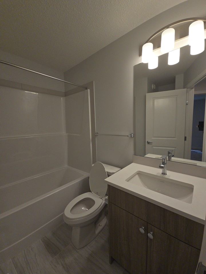 2885 Coughlan Green Sw - Photo 2 of 11