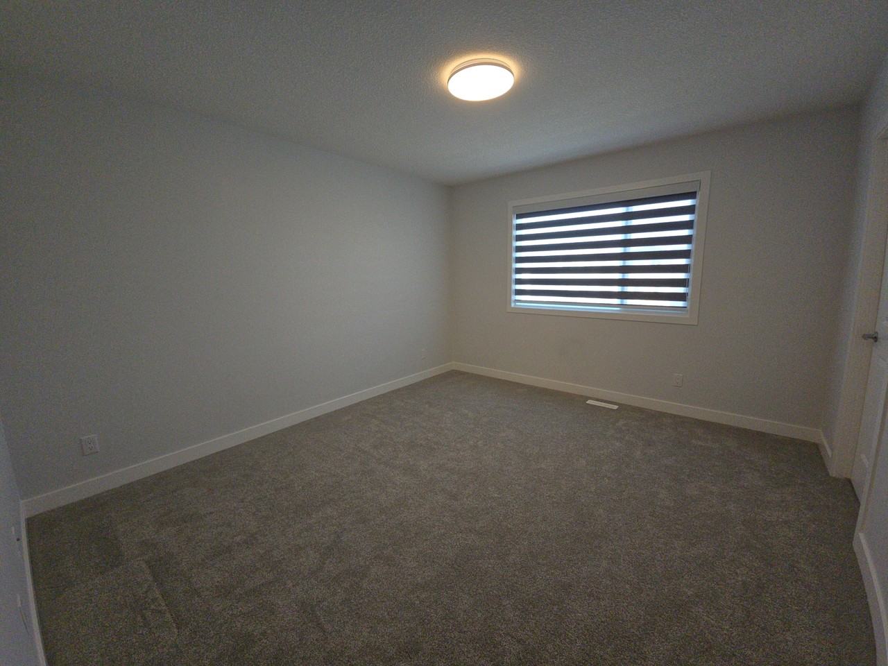 2885 Coughlan Green Sw - Photo 5 of 11