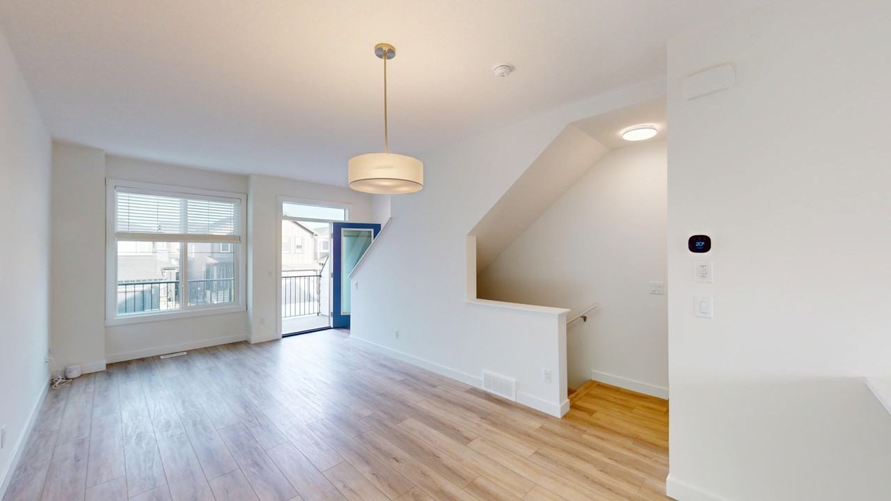 338 Seton Villas Se - Photo 5 of 17