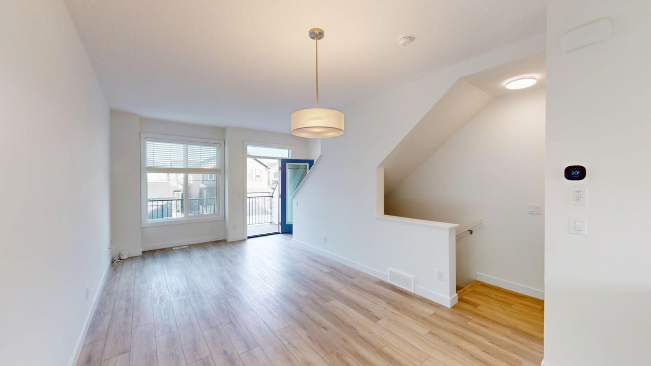 338 Seton Villas Se - Photo 6 of 17