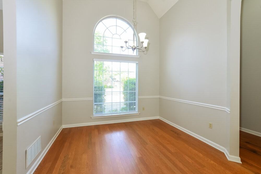 6741 Crystal Dr - Photo 7 of 17